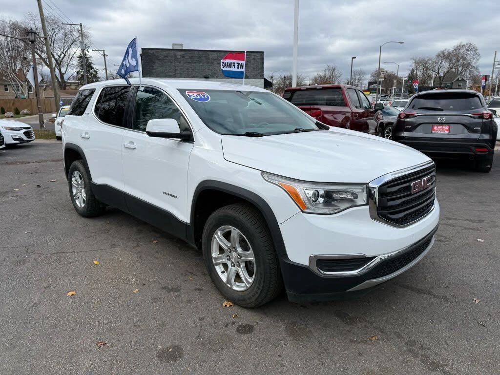 2017 GMC Acadia SLE-1 FWD