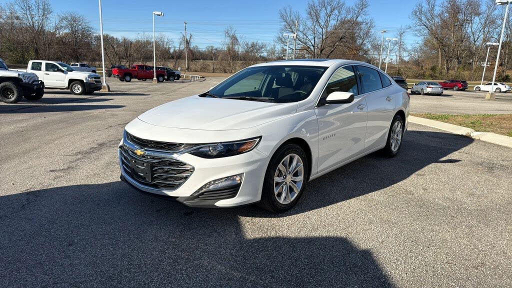 2024 Chevrolet Malibu LT with 1LT FWD