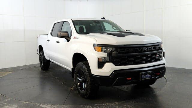 2026 Chevrolet Silverado 1500 Custom Trail Boss Crew Cab 4WD