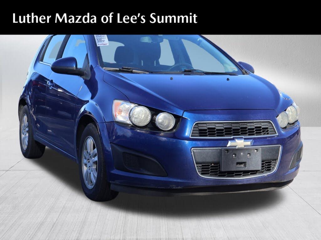 2014 Chevrolet Sonic LT Hatchback FWD