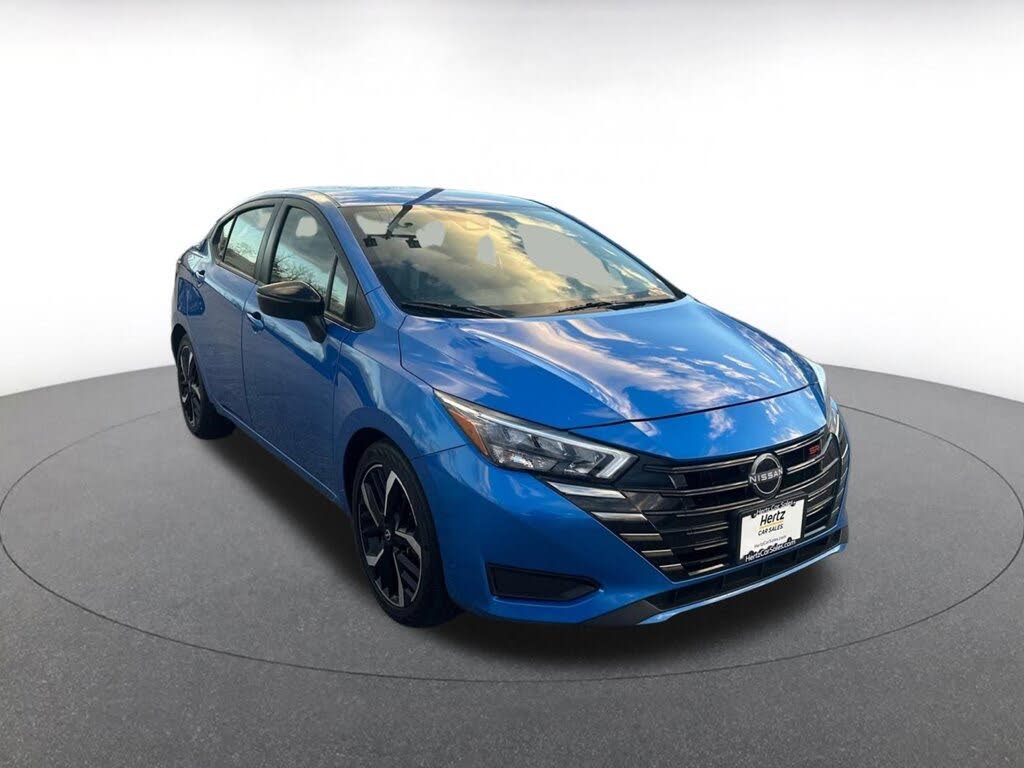 2024 Nissan Versa SR FWD