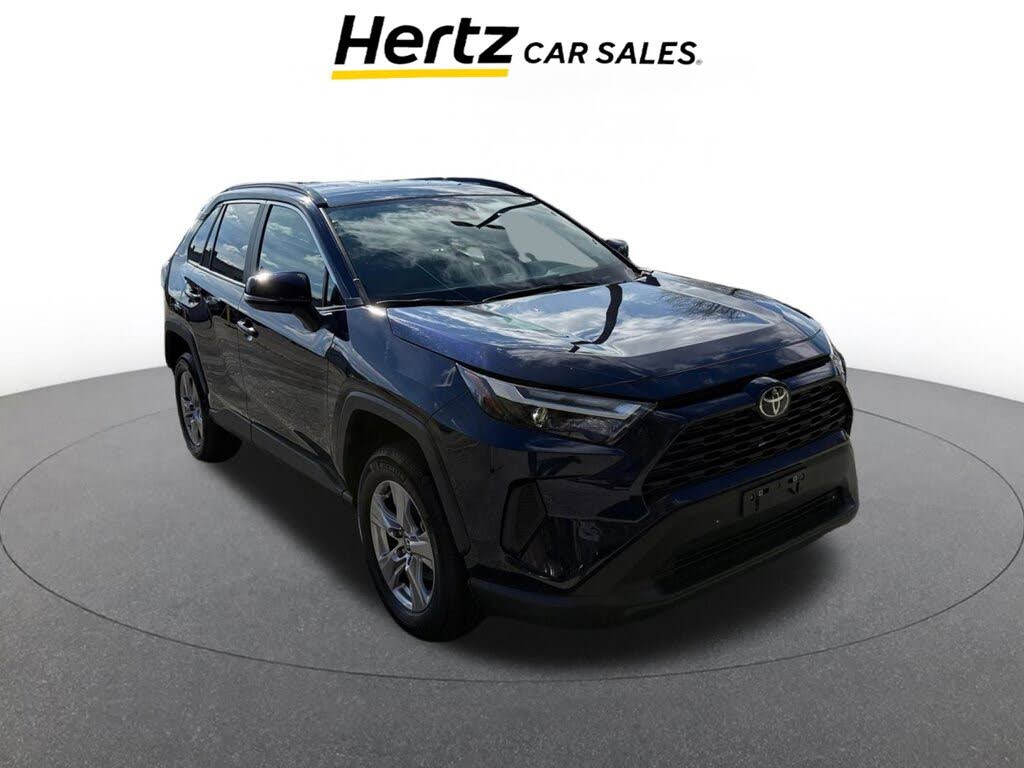 2025 Toyota RAV4 XLE FWD