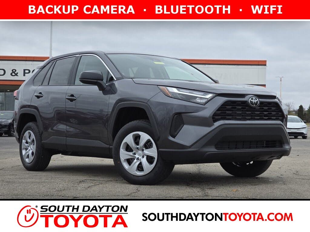 2025 Toyota RAV4 LE FWD