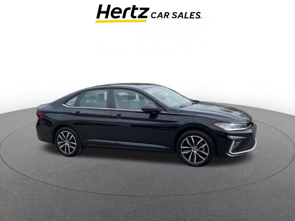 2025 Volkswagen Jetta SE FWD