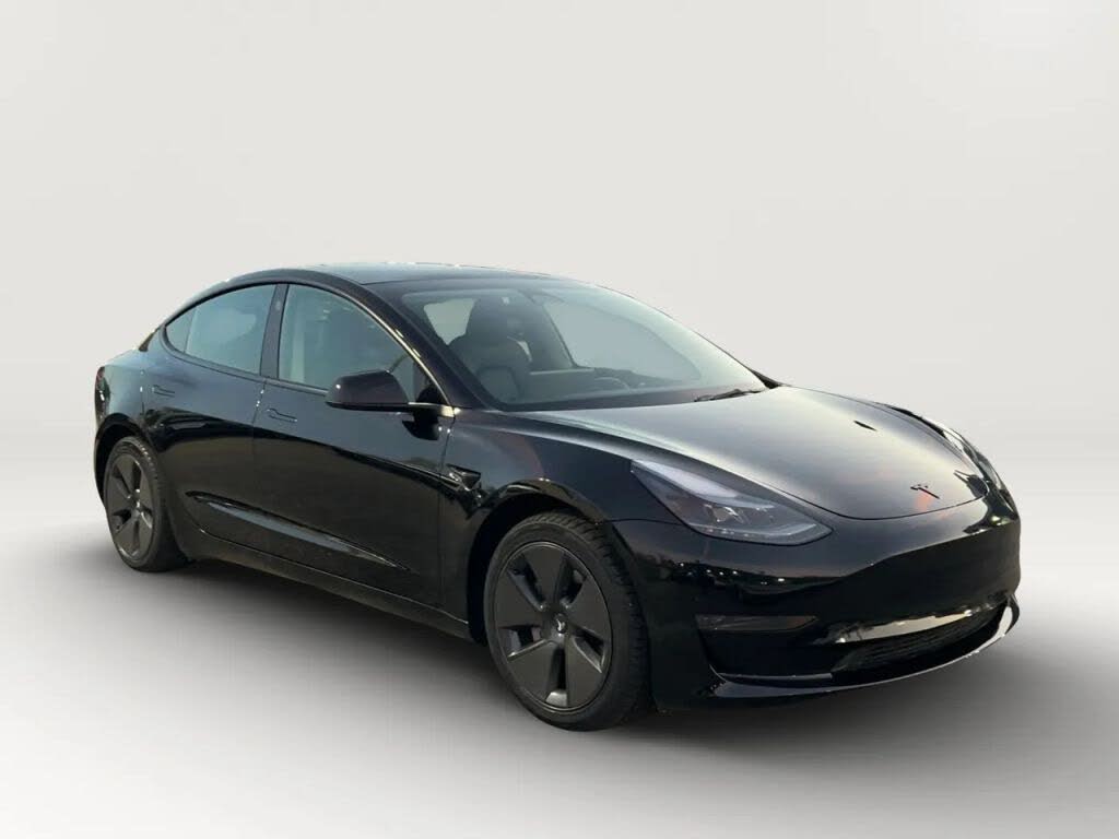 2023 Tesla Model 3 RWD
