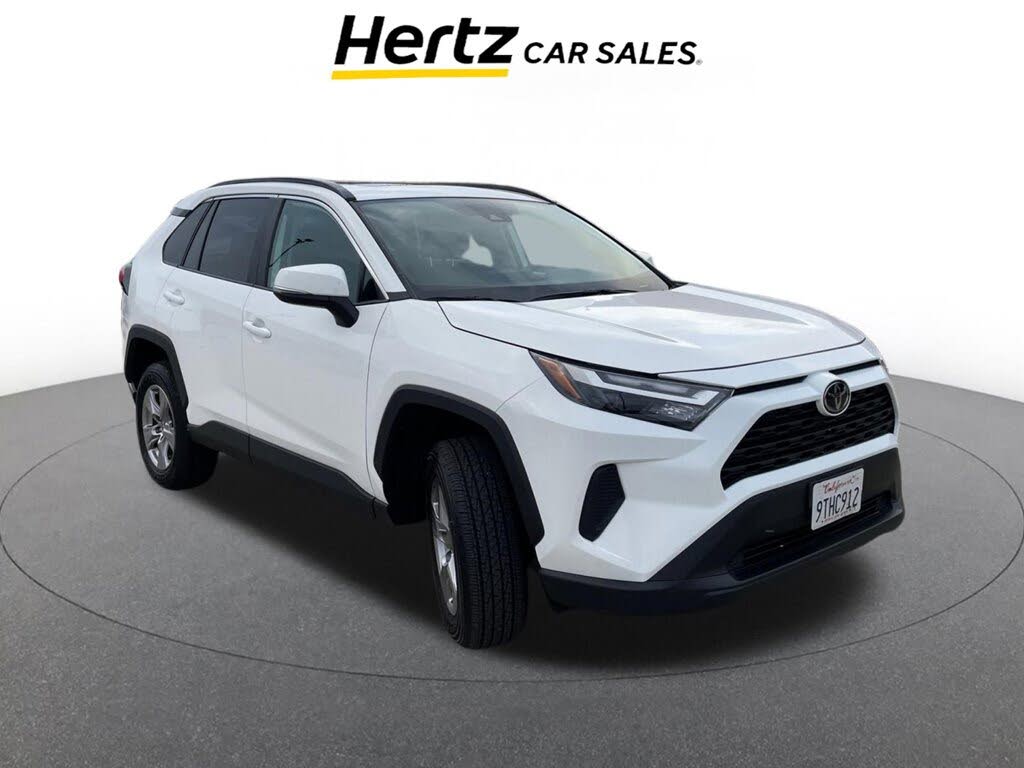 2025 Toyota RAV4 XLE AWD