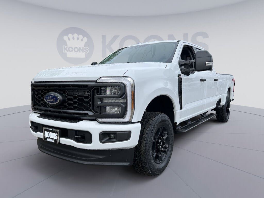 2026 Ford F-250 Super Duty XL Crew Cab 4WD