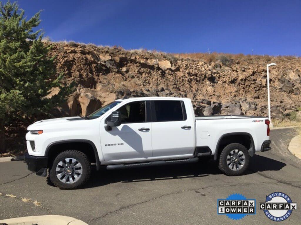 2023 Chevrolet Silverado 2500HD Custom Crew Cab 4WD