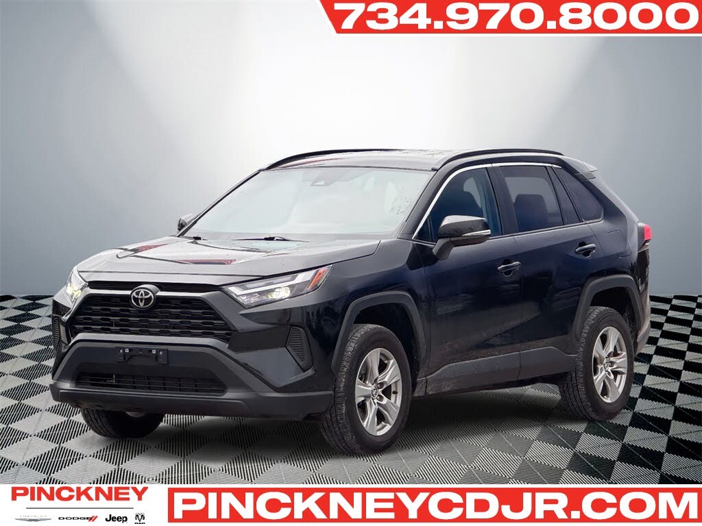 2024 Toyota RAV4 XLE FWD