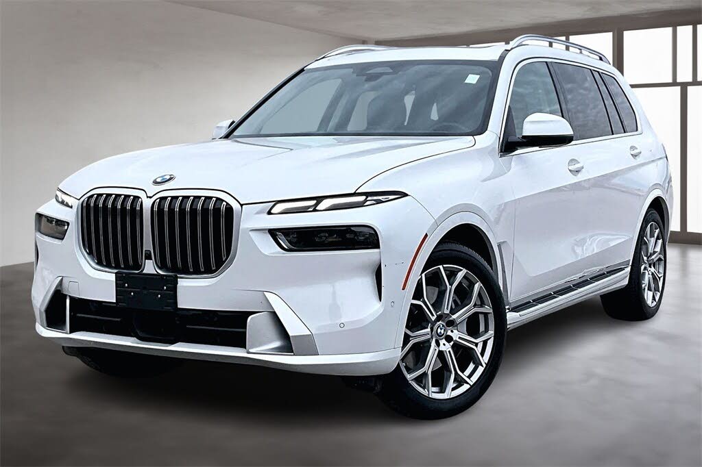 2025 BMW X7 xDrive40i AWD