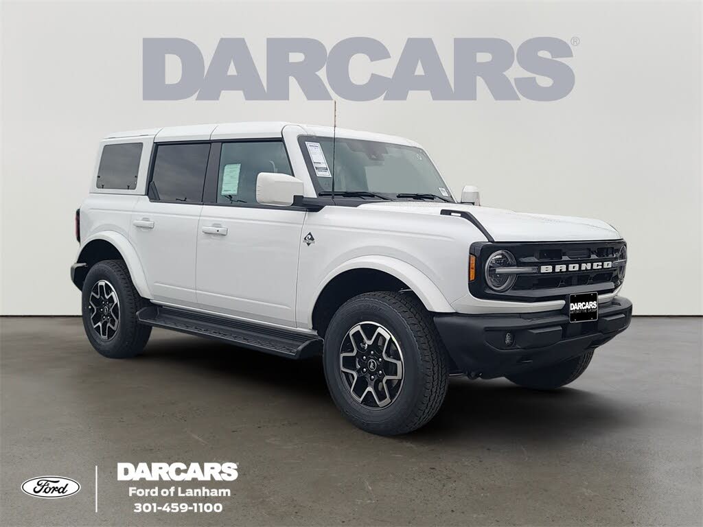 2025 Ford Bronco Outer Banks 4-Door 4WD