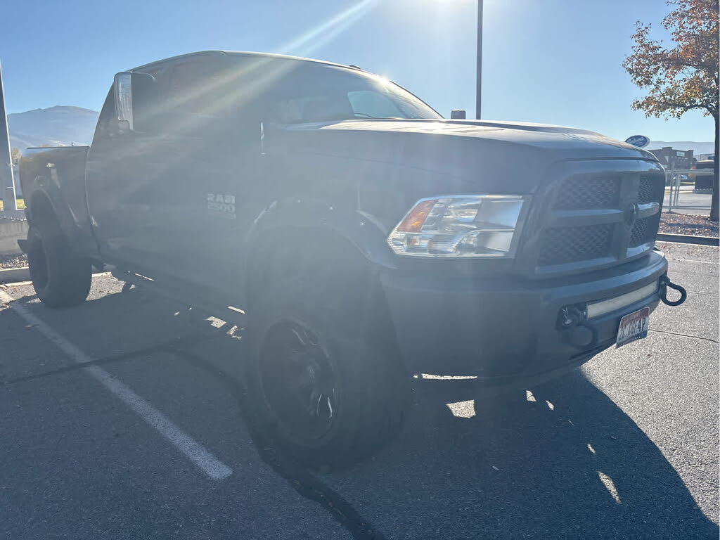 2015 RAM 2500 Tradesman Crew Cab 4WD