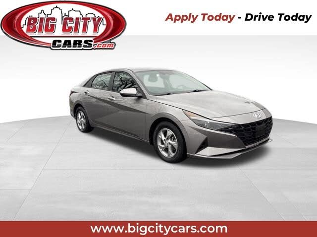 2023 Hyundai Elantra SE FWD