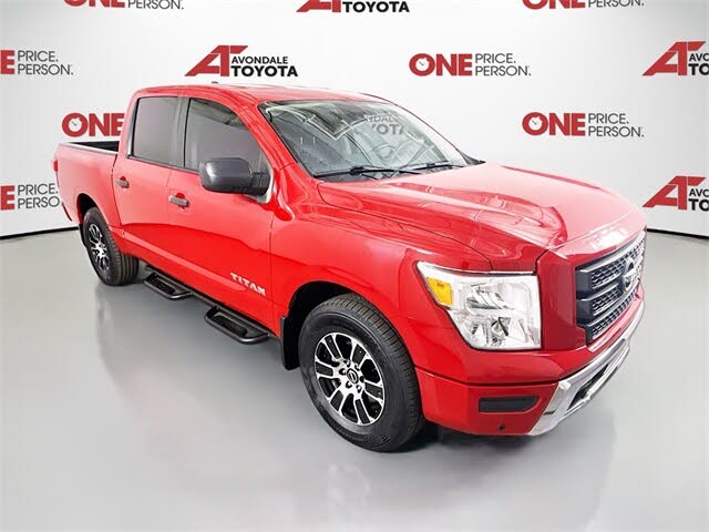 2023 Nissan Titan SV Crew Cab RWD