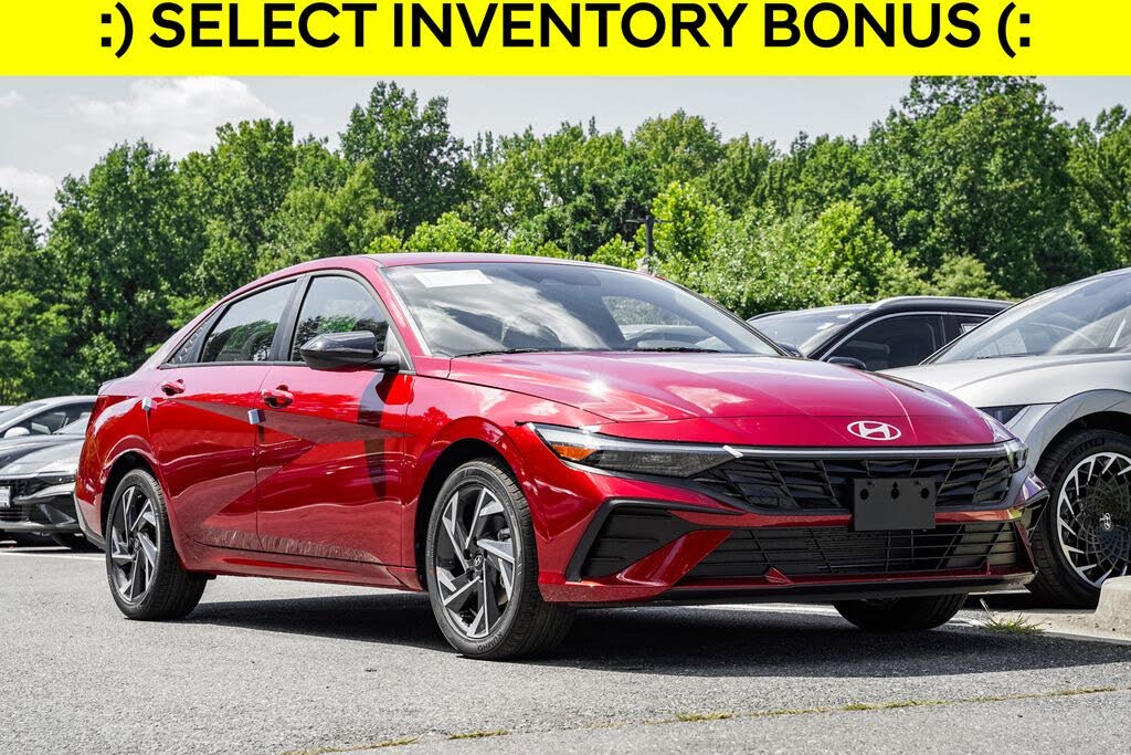 2025 Hyundai Elantra SEL Sport FWD