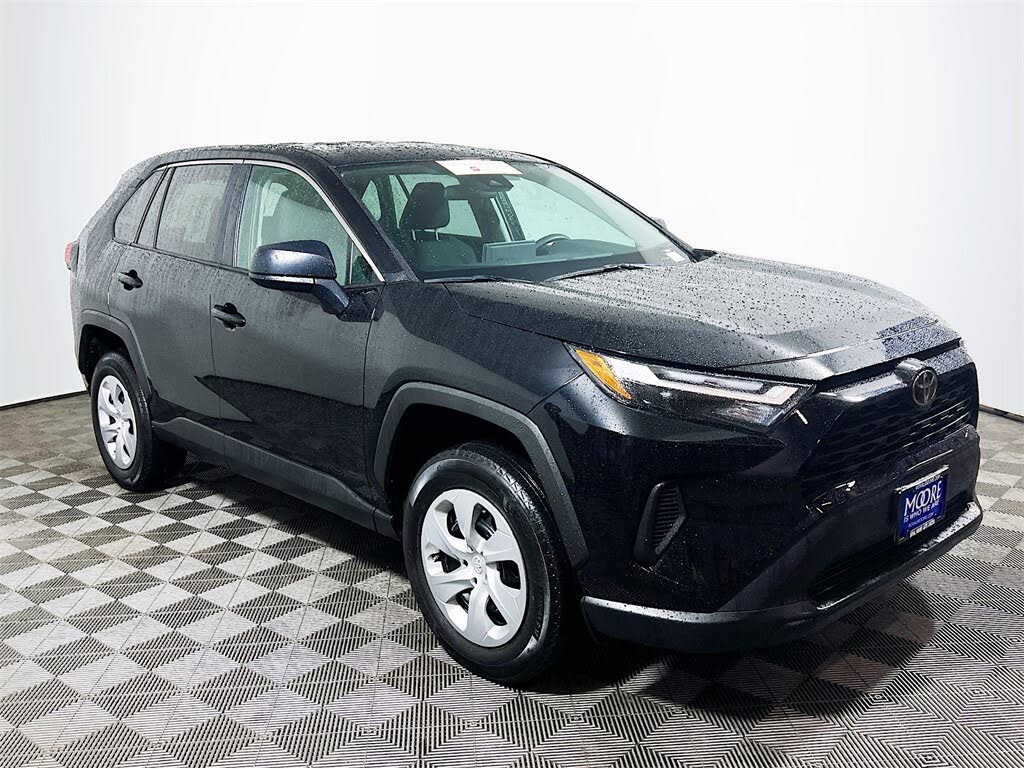 2025 Toyota RAV4 LE AWD