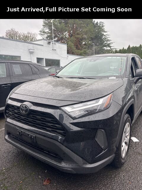 2025 Toyota RAV4 LE AWD