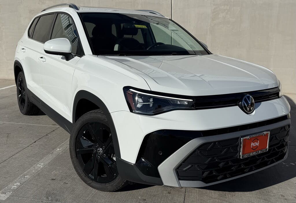 2025 Volkswagen Taos SE FWD