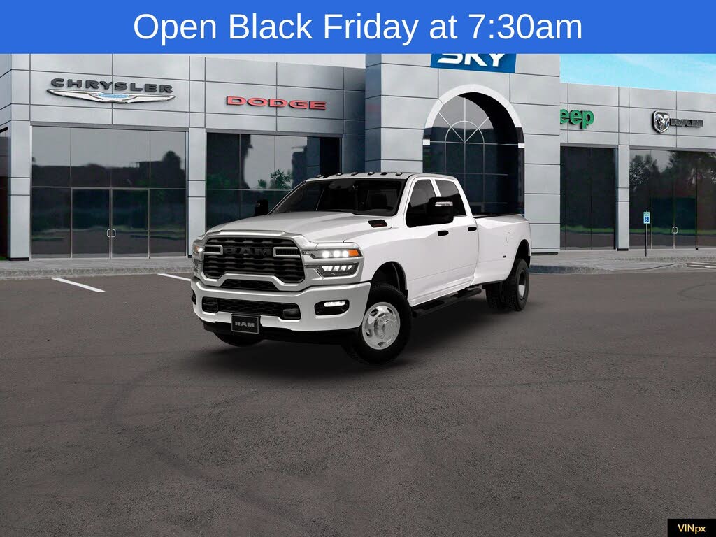 2026 RAM 3500 Tradesman Crew Cab LB DRW 4WD