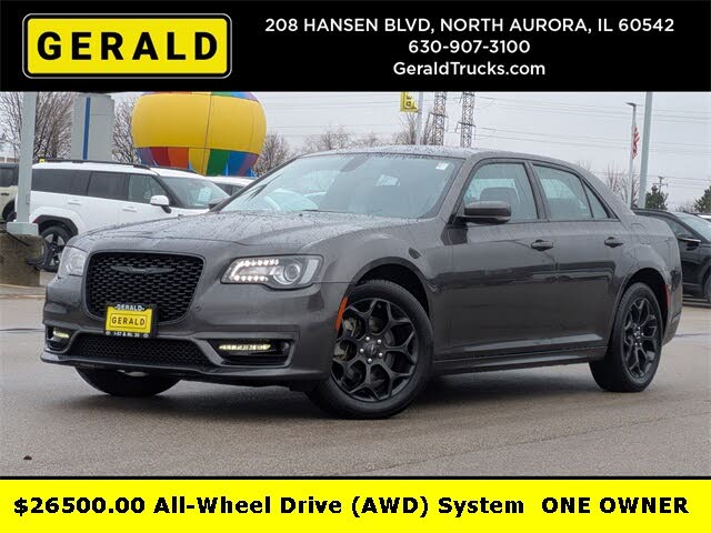 2023 Chrysler 300 Touring L AWD