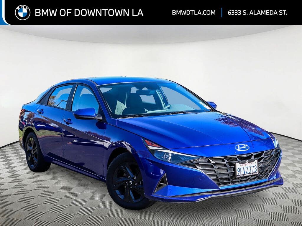 2023 Hyundai Elantra SEL FWD