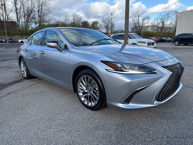 2023 Lexus ES 350 Ultra Luxury FWD