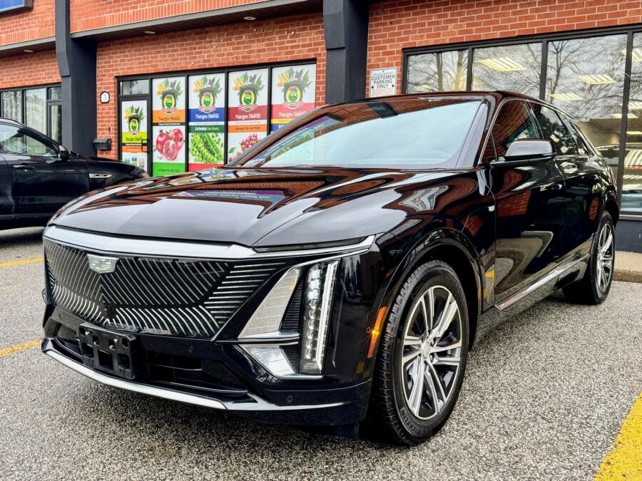 2024 Cadillac LYRIQ Luxury 1 AWD