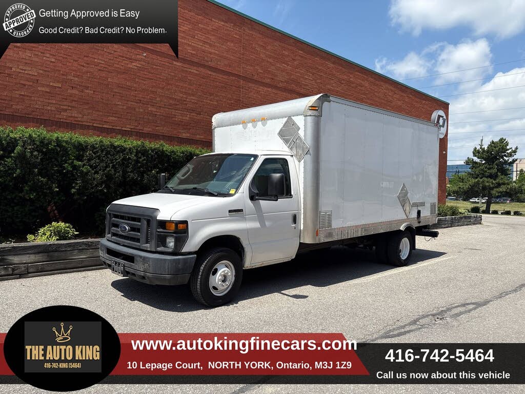 2016 Ford E-Series Chassis E-350 Super Duty 138 Cutaway RWD