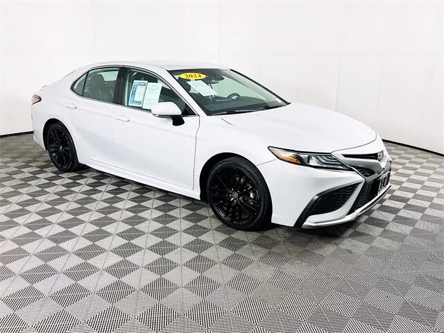 2024 Toyota Camry XSE FWD