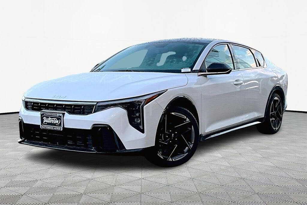 2025 Kia K4 GT-Line FWD