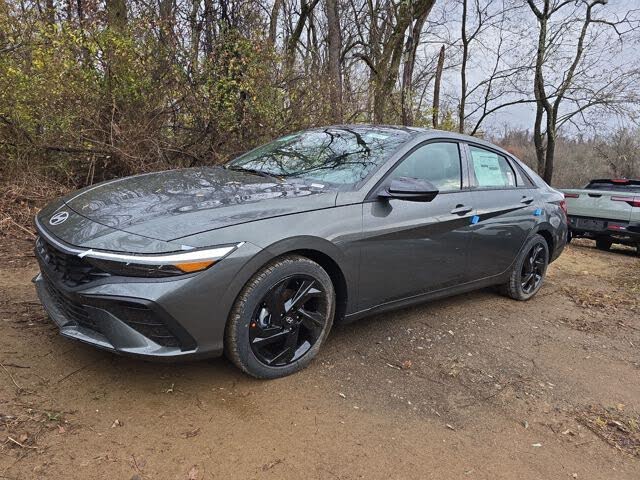 2026 Hyundai Elantra SEL Sport FWD