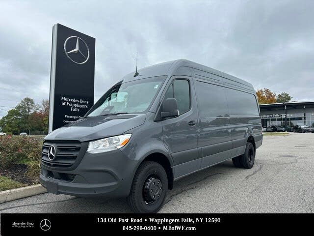 2026 Mercedes-Benz Sprinter Cargo 3500 170 High Roof RWD
