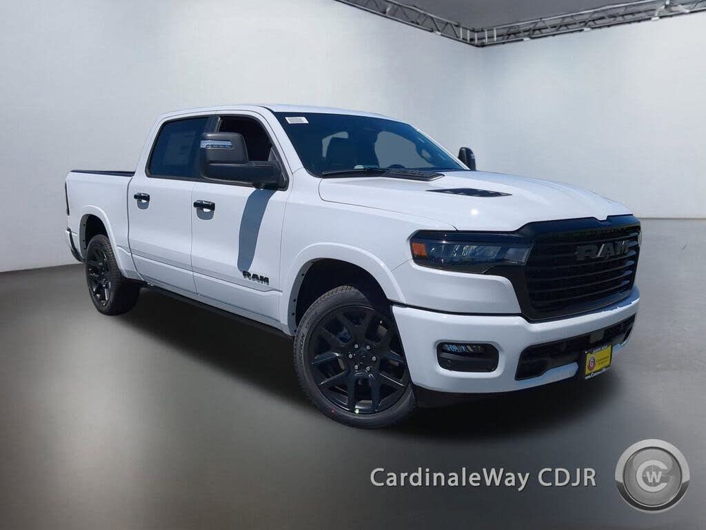 2026 RAM 1500 Laramie Crew Cab 4WD