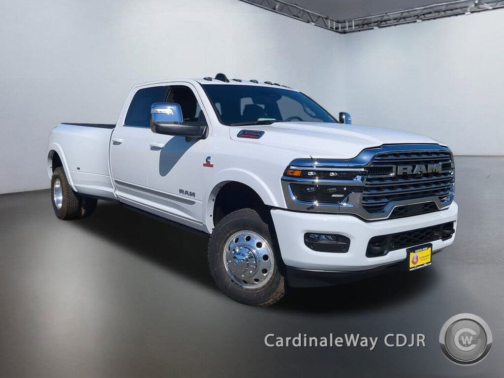 2026 RAM 3500 Limited Crew Cab LB DRW 4WD