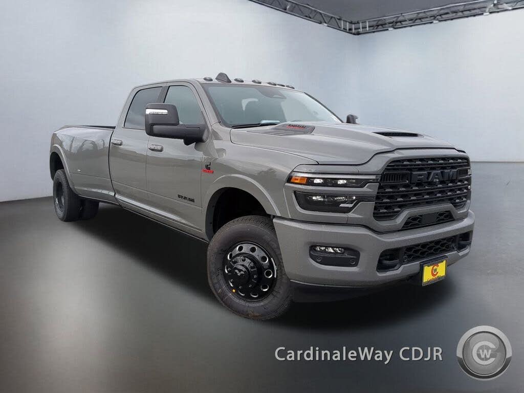 2026 RAM 3500 Limited Crew Cab LB DRW 4WD