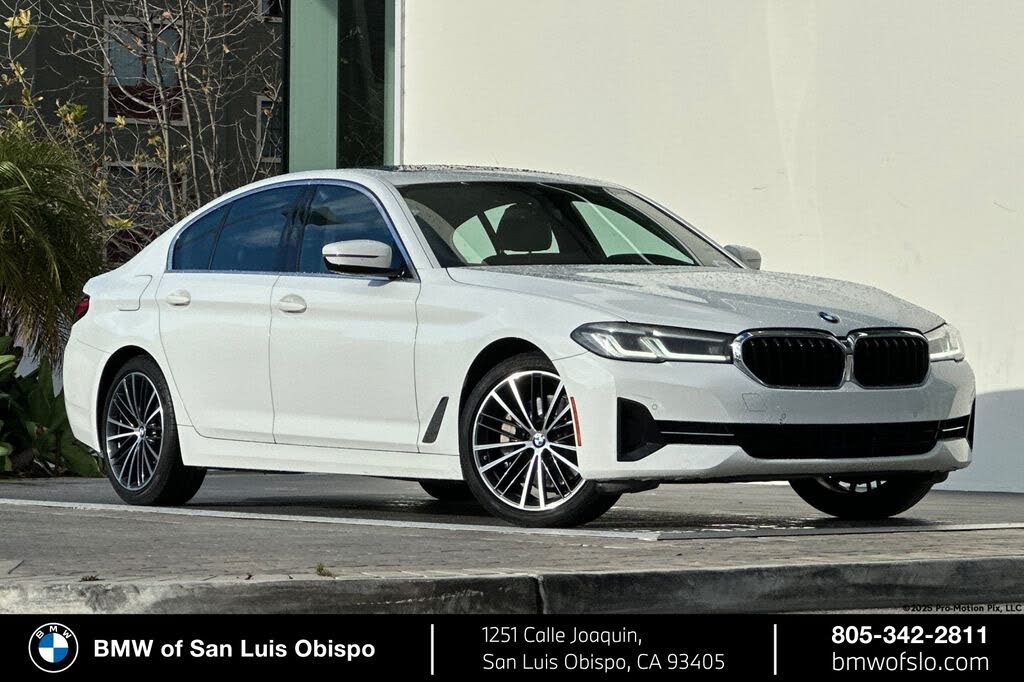 2022 BMW 5 Series 530i RWD