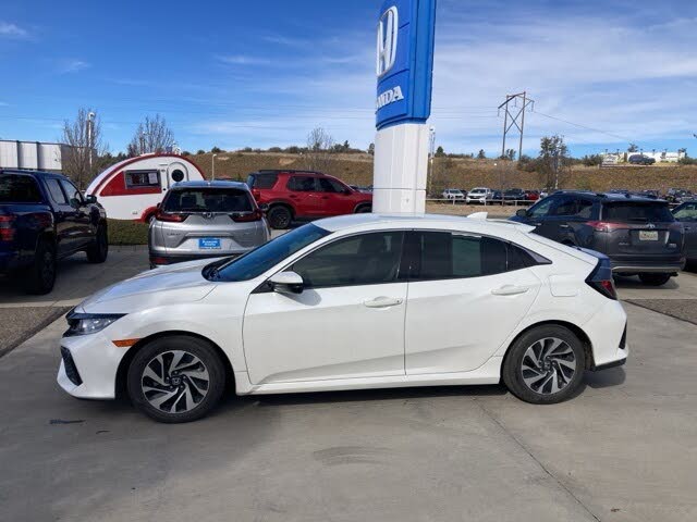 2018 Honda Civic Hatchback LX FWD