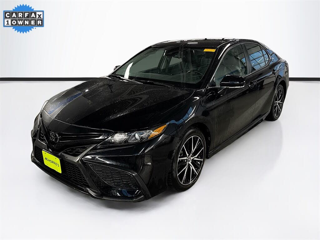 2024 Toyota Camry SE FWD