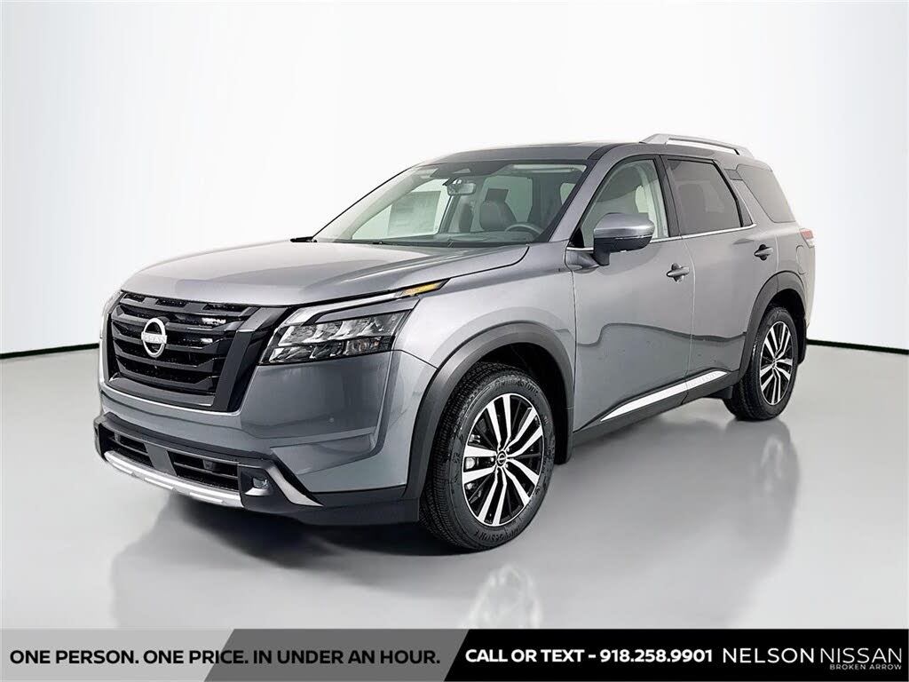 2025 Nissan Pathfinder Platinum 4WD