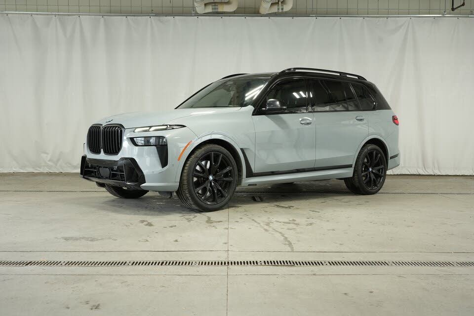 2023 BMW X7 xDrive40i AWD