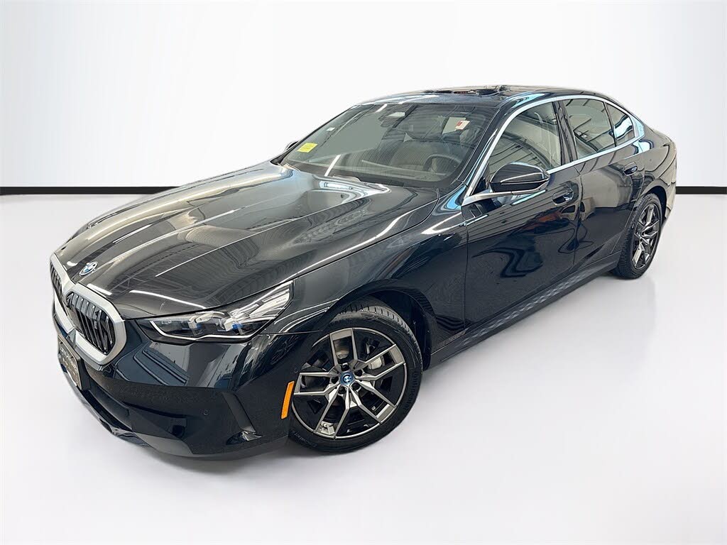 2025 BMW i5 xDrive40 AWD