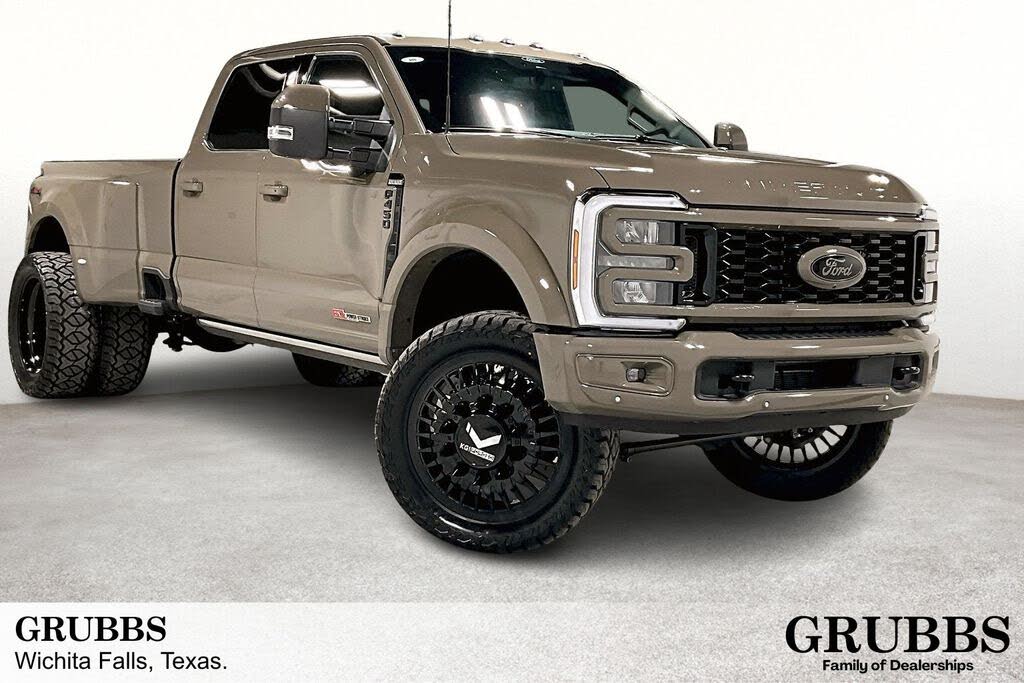 2026 Ford F-450 Super Duty King Ranch Crew Cab LB DRW 4WD