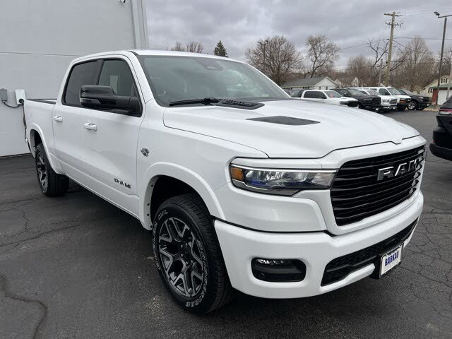 2026 RAM 1500 Laramie Crew Cab 4WD