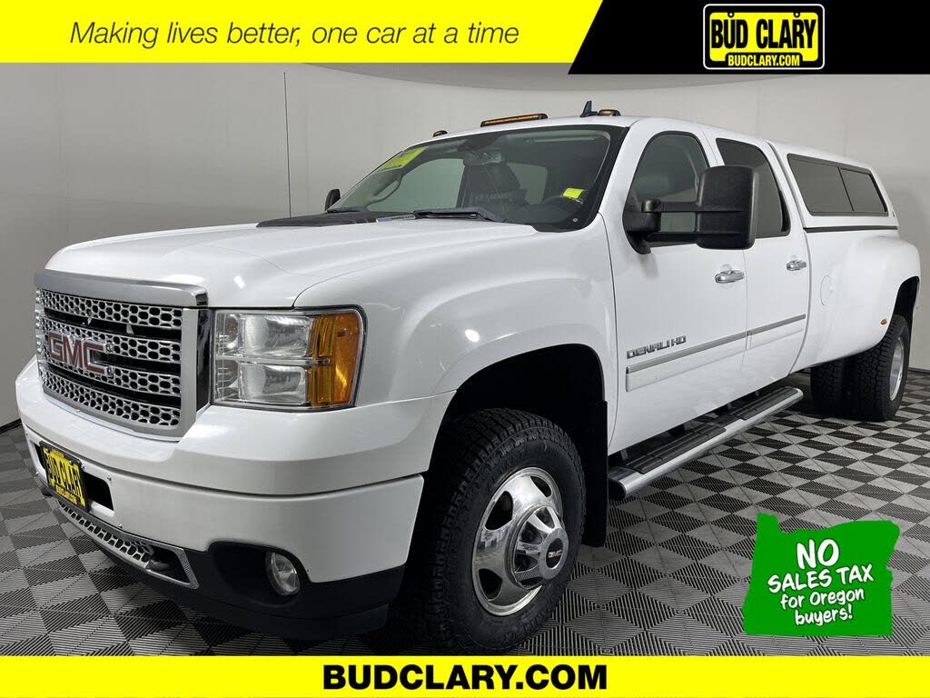 2013 GMC Sierra 3500HD Denali Crew Cab SB 4WD