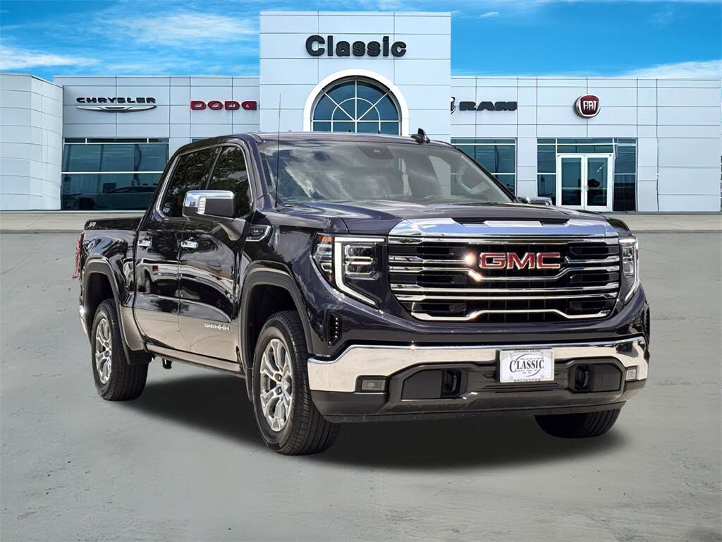 2024 GMC Sierra 1500 SLT Crew Cab 4WD