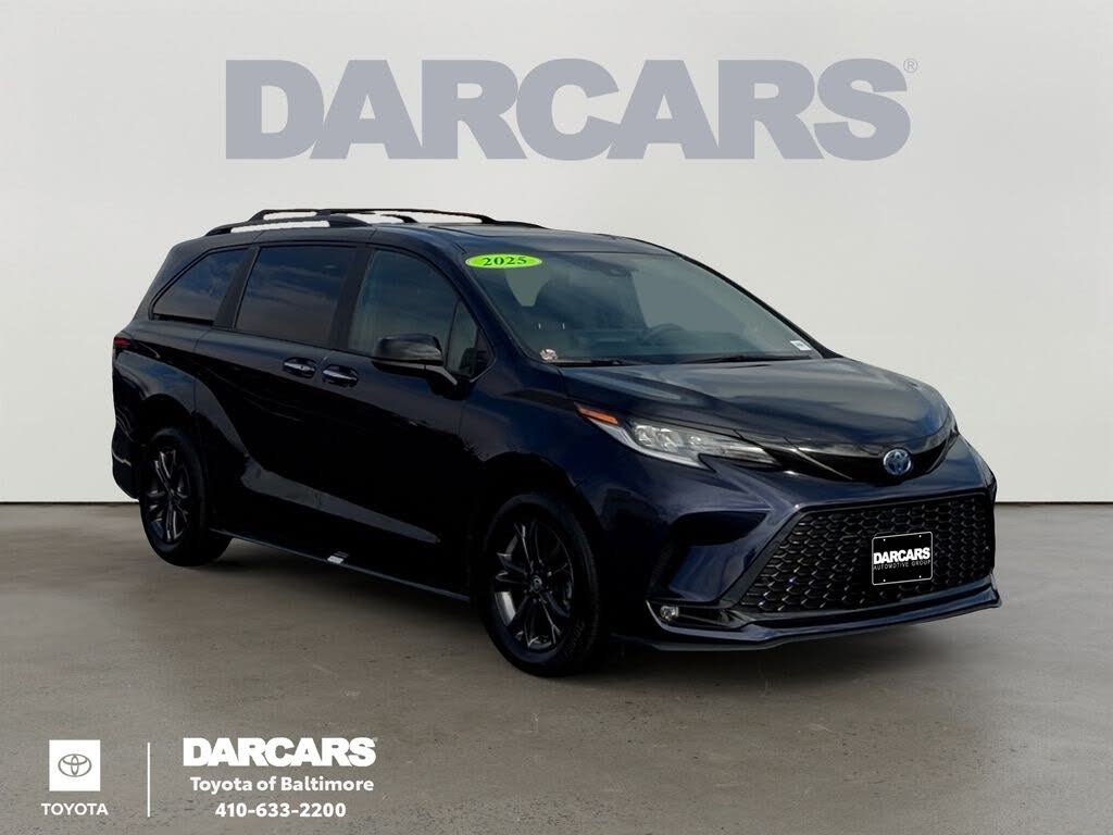 2025 Toyota Sienna XSE 7-Passenger AWD