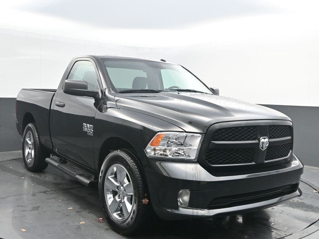 2019 RAM 1500 Classic Express 4WD