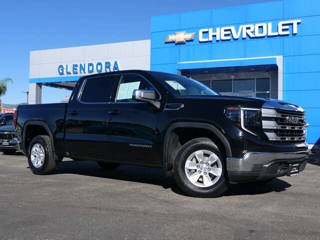 2024 GMC Sierra 1500 SLE Crew Cab RWD