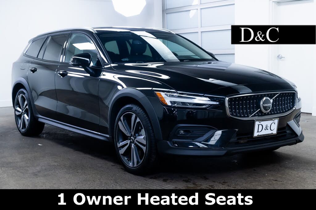 2025 Volvo V60 Cross Country B5 Plus AWD