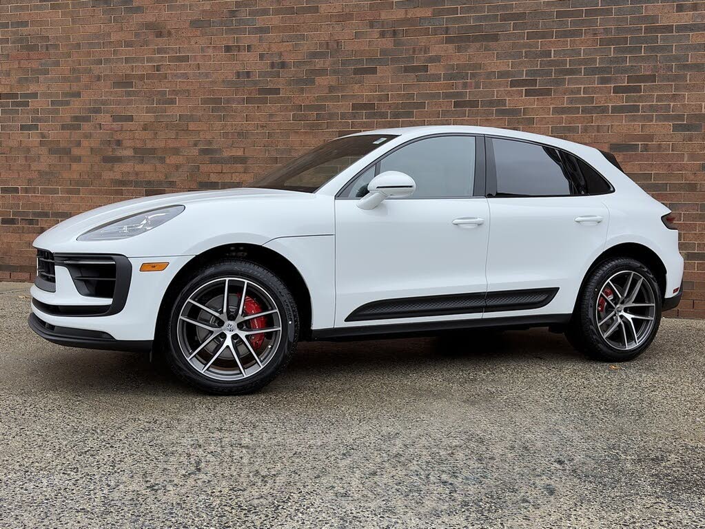 2026 Porsche Macan S AWD